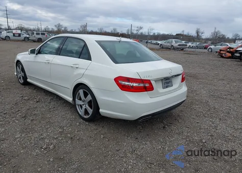 2010 Mercedes-Benz E 350 4Matic из США, поврежденный, VIN WDDHF8HB9AA139163